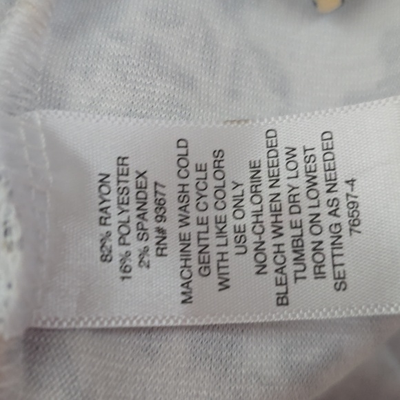 LIZ CLAIBORNE WOMEN'S BLUE AND WHITE FLORAL SUMMER TANK TOP SIZE XL - Picture 12 of 13